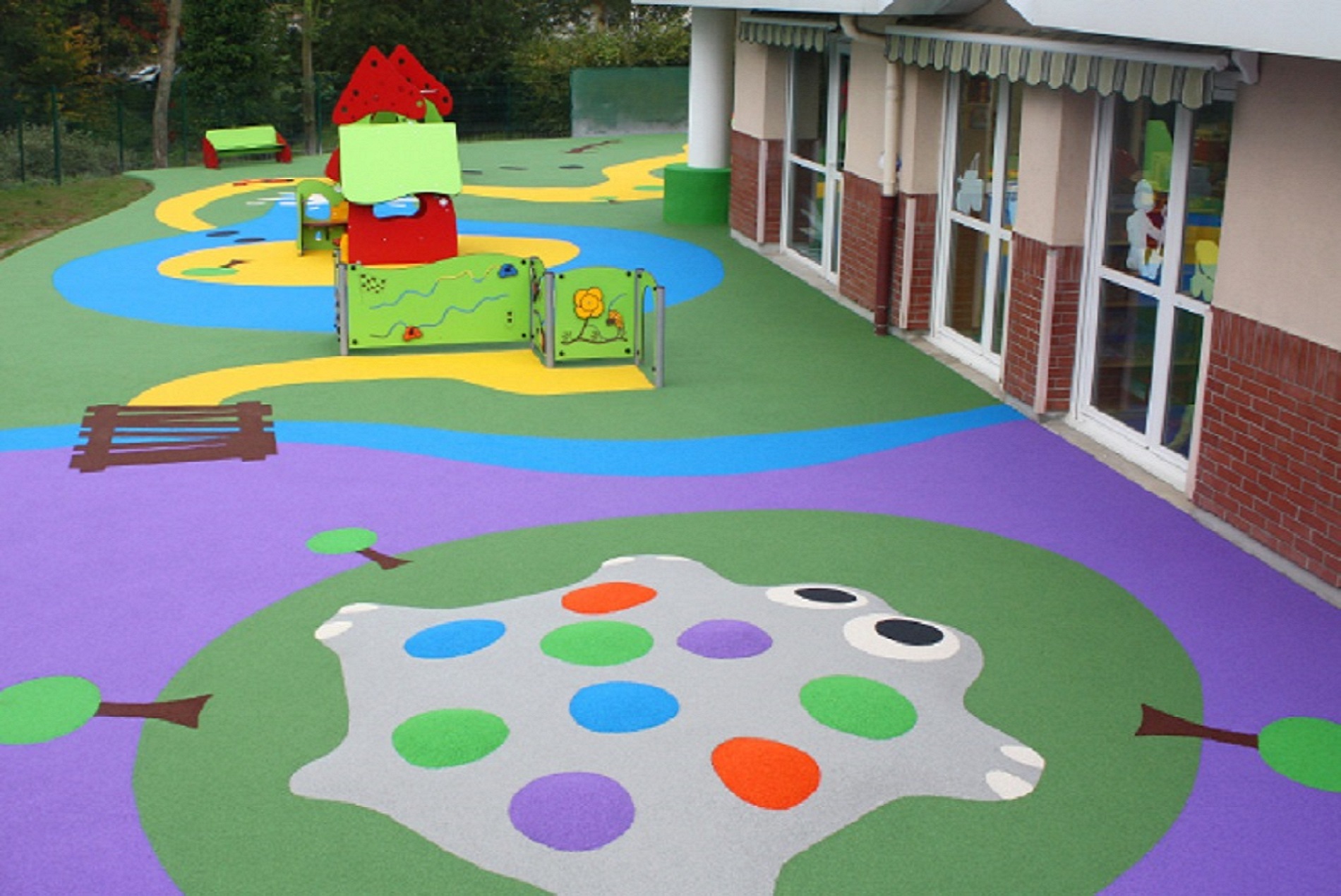 Покрытия для детских площадок в саду