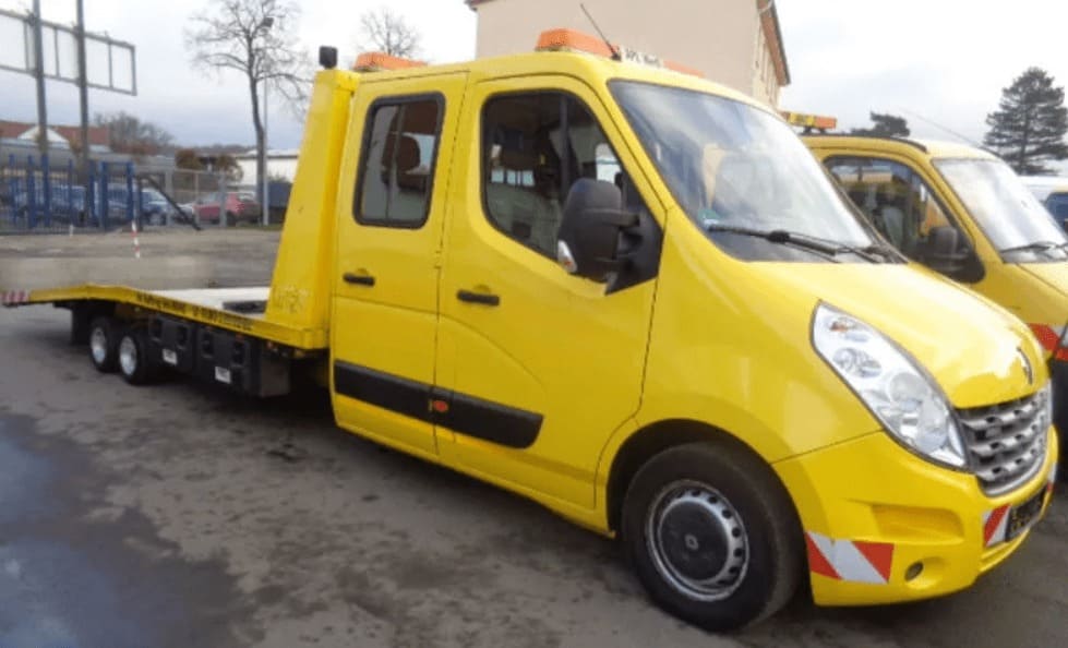 Эвакуатор RENAULT MASTER DOKA