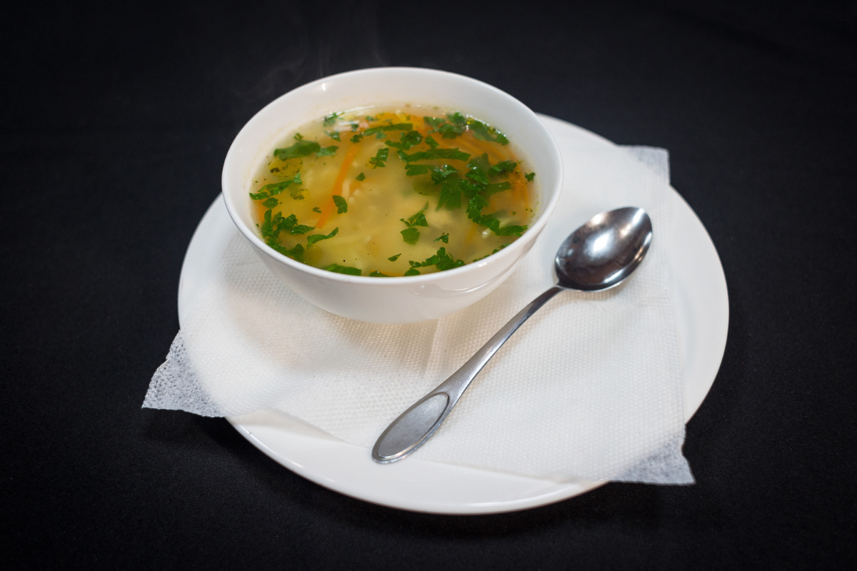 Суп куриный с домашней лапшой в категории Супы