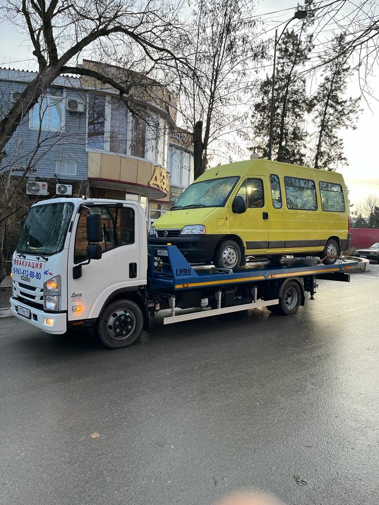 Зверево Эвакуатор. Звоните: 8 (928) 17-77-428. Услуги эвакуатора в городе  Зверево, на М-4, Е115 и в городском округе Зверево.