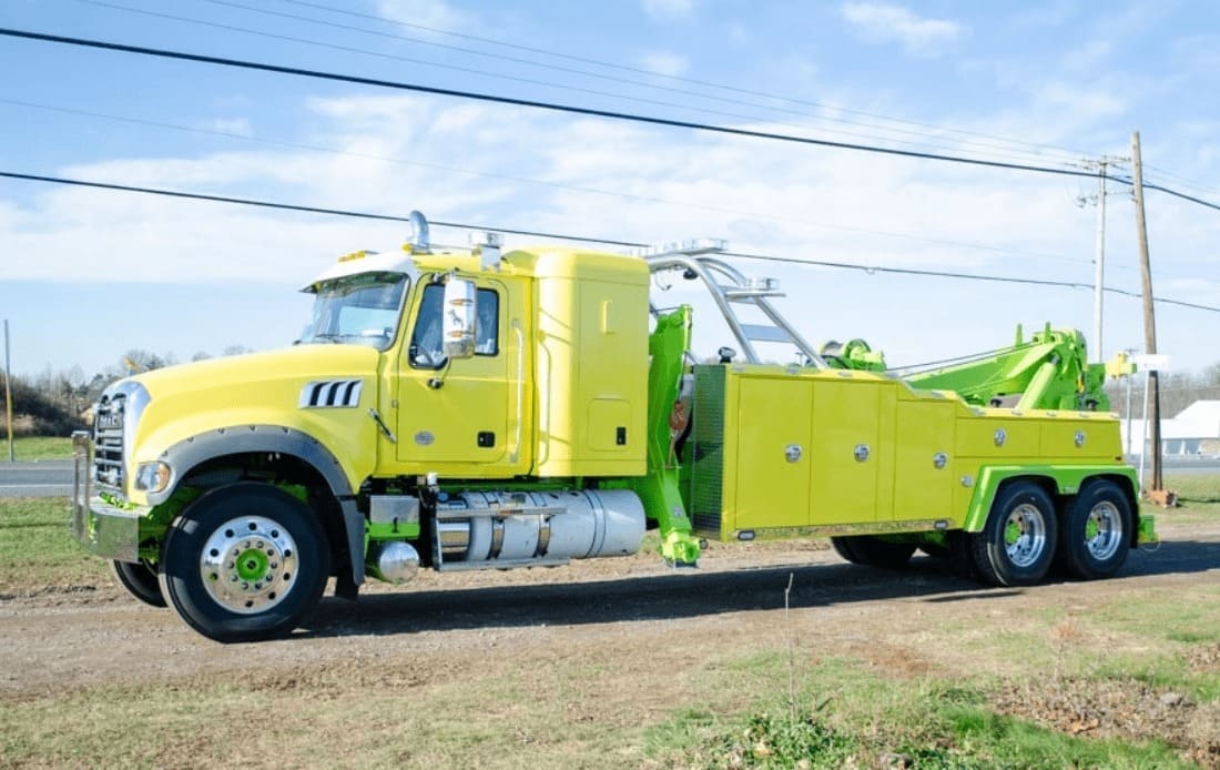 Эвакуатор MACK Granite V70 Wrecker