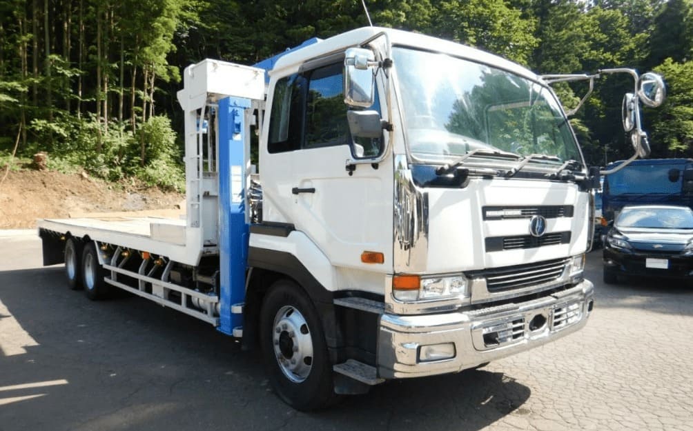 Эвакуатор NISSAN Diesel 3-х-осный