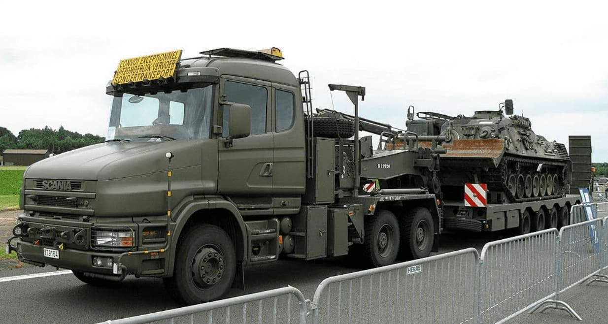 Эвакуатор SCANIA Т144GB, трал, тягач