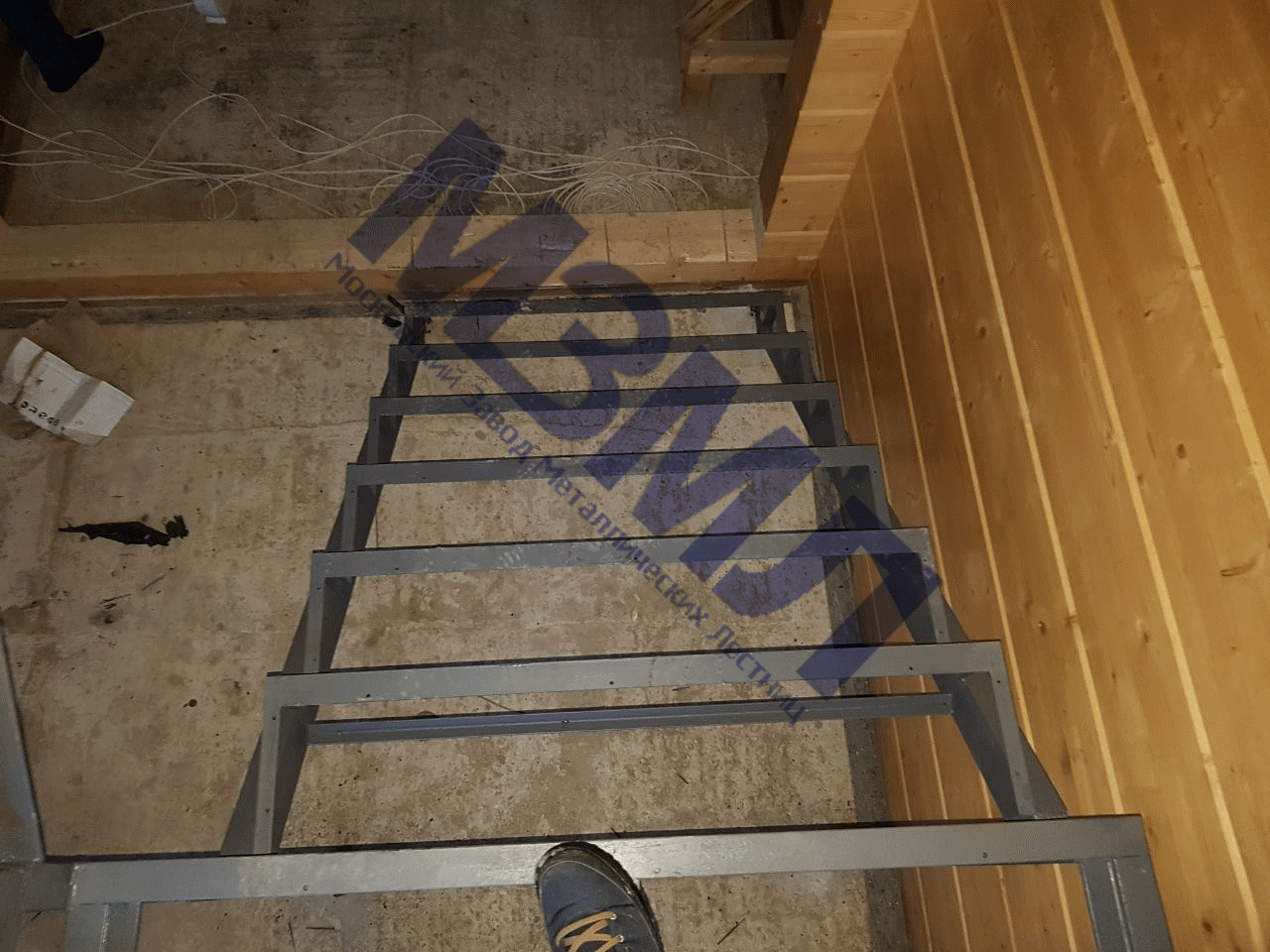 каркас лестницы, лестница на металлическом каркасе, каркас лестницы из металла, каркасы лестниц с площадками,