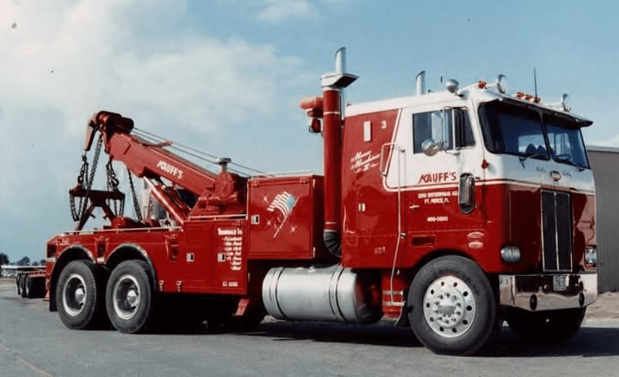 Эвакуатор Peterbilt 352