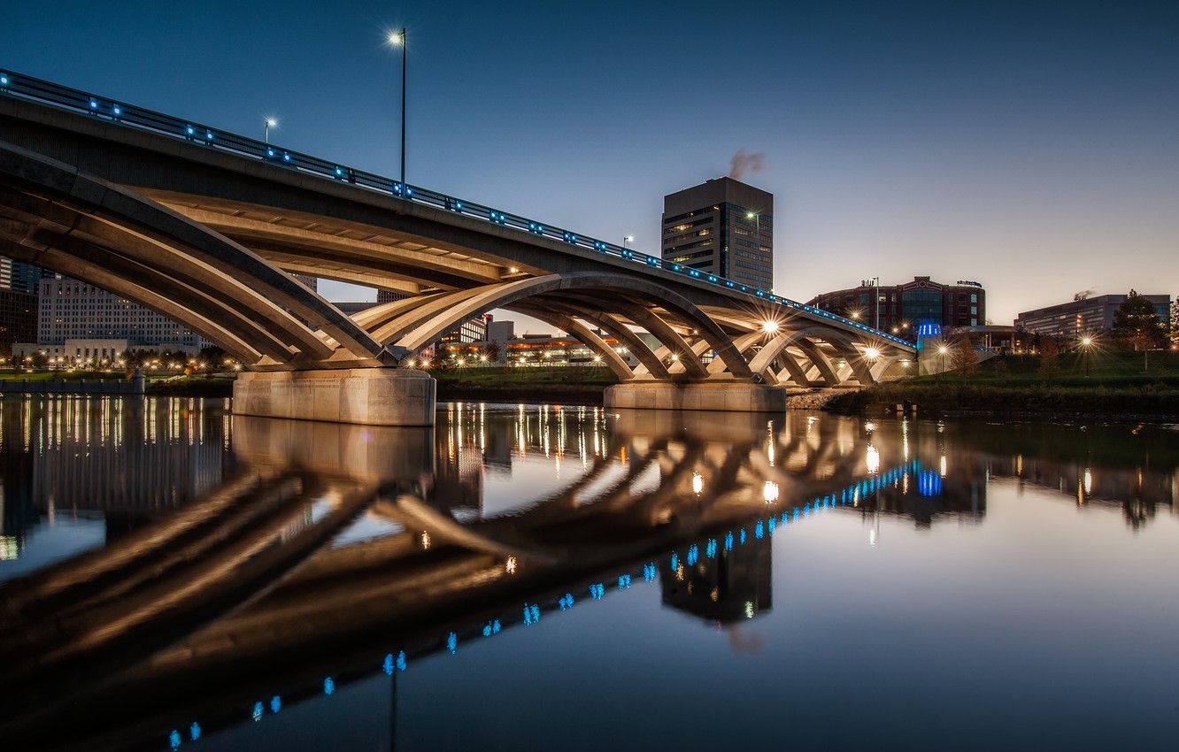 Архитектурное освещение мостов и транспортных развязок