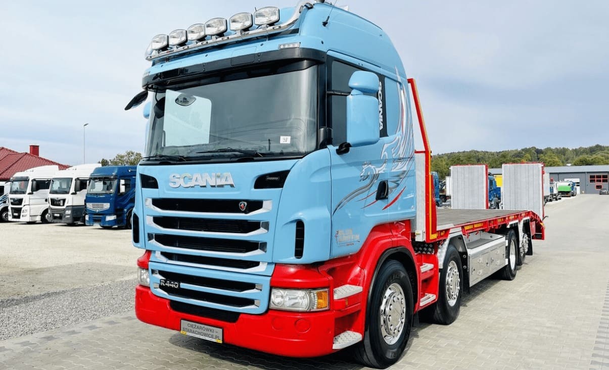 Эвакуатор SCANIA R440 8x2