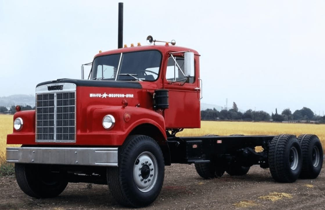 Эвакуатор WESTERN STAR 4864, тягач