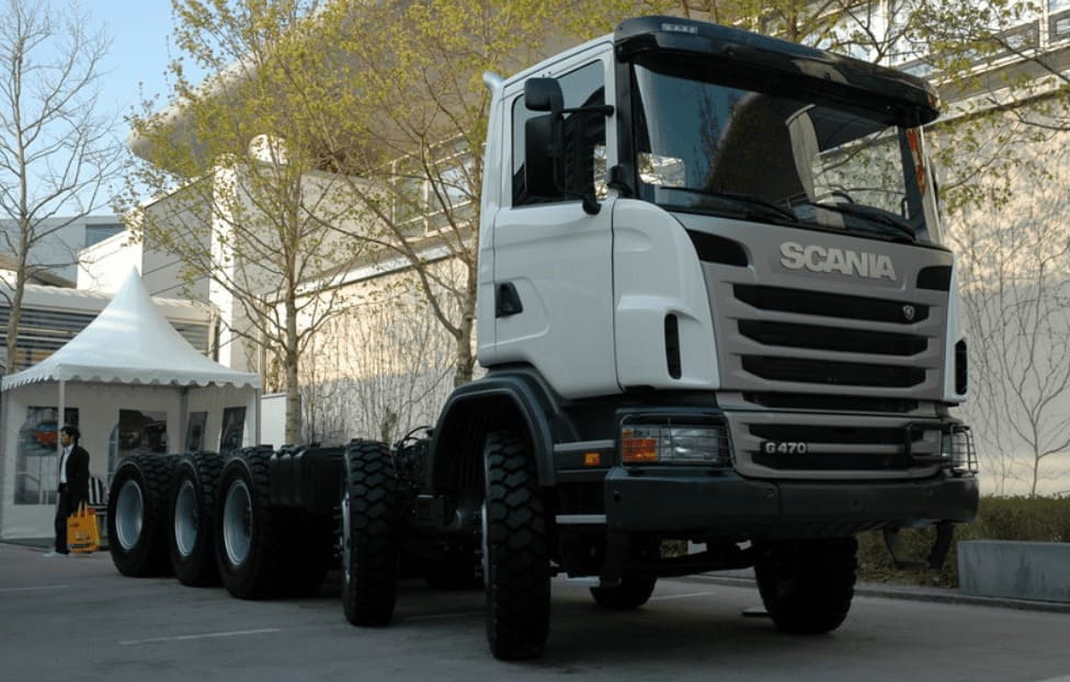 Эвакуатор SCANIA G470, тягач, автопоезд