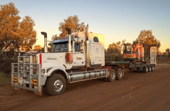 Эвакуатор WESTERN STAR 6900, трал