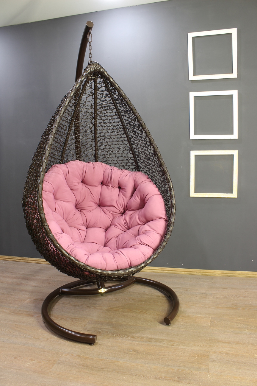 Подвесное кресло Молекула ПРЕМИУМ цвет коричневый с розовой подушкой