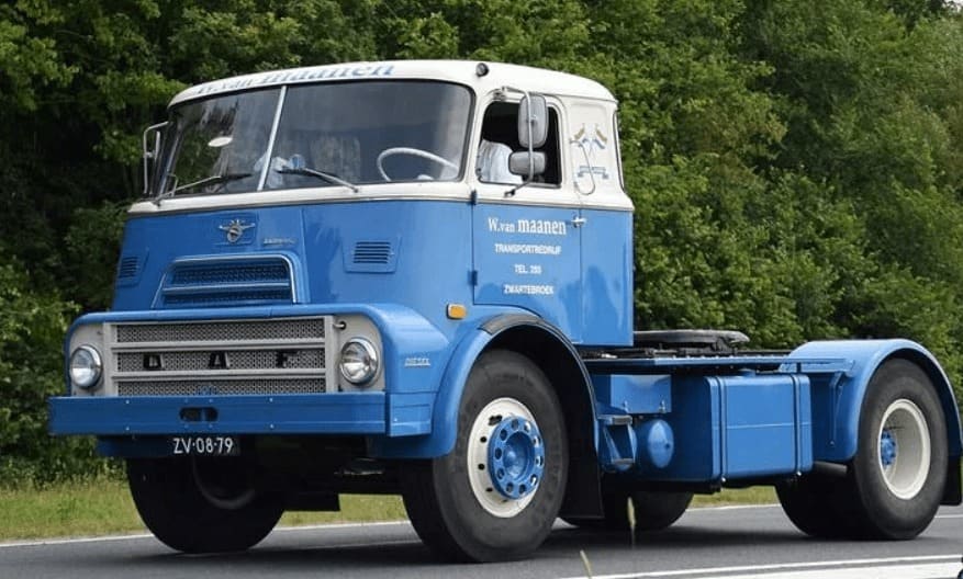 Эвакуатор DAF T2400, тягач