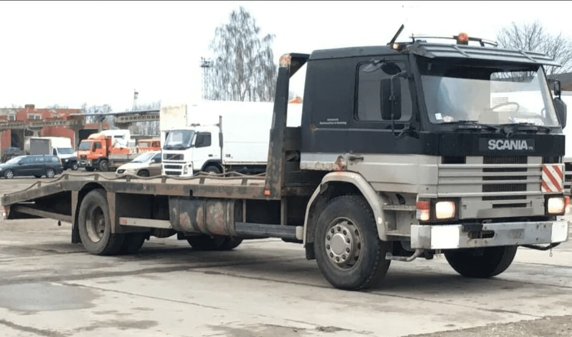 Эвакуатор SCANIA 93M