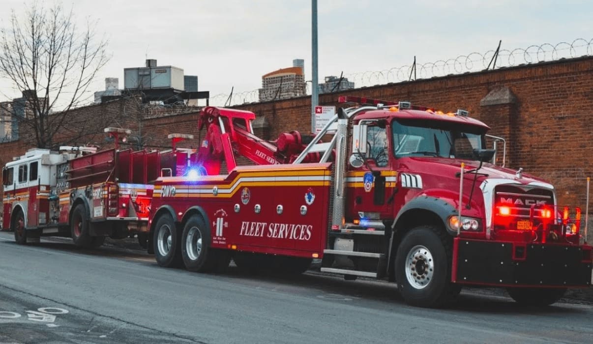 Эвакуатор MACK Granite FDNY