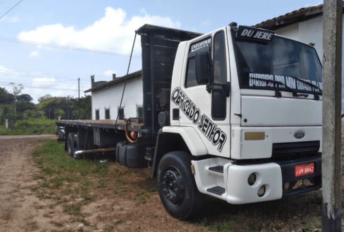 Эвакуатор Ford Cargo