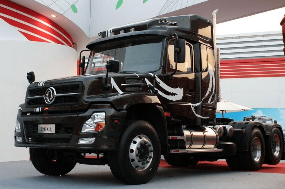 Эвакуатор DONGFENG, тягач