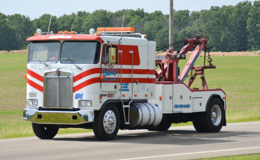 Эвакуатор Kenworth K100