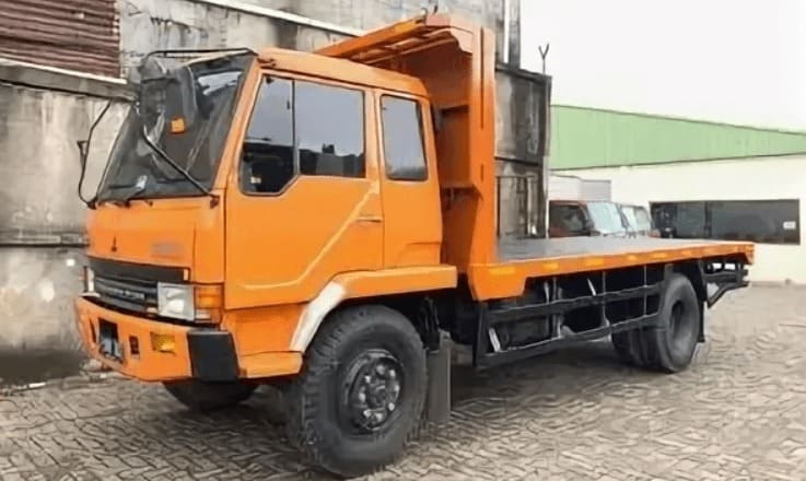 Эвакуатор Mitsubishi Engkel FM 4x2