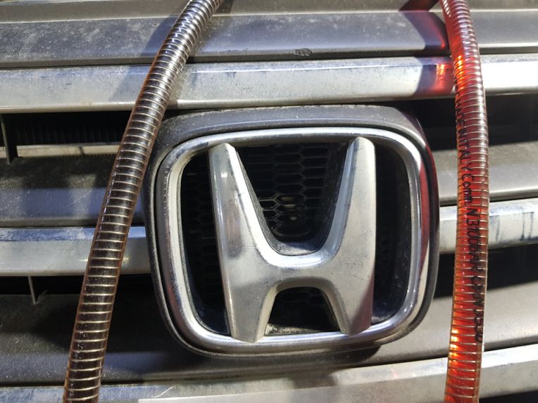 Рекомендации по самостоятельной замене моторного масла в двигателе автомобиля «Honda CR-V»