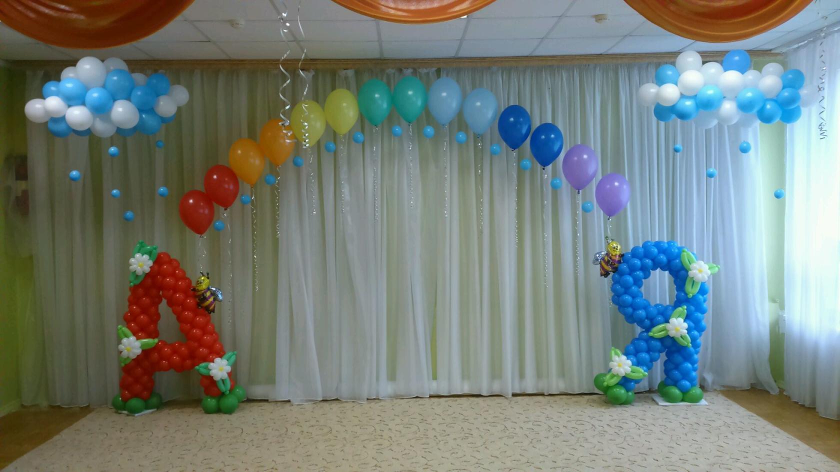 Оформление шариками зала в детском саду