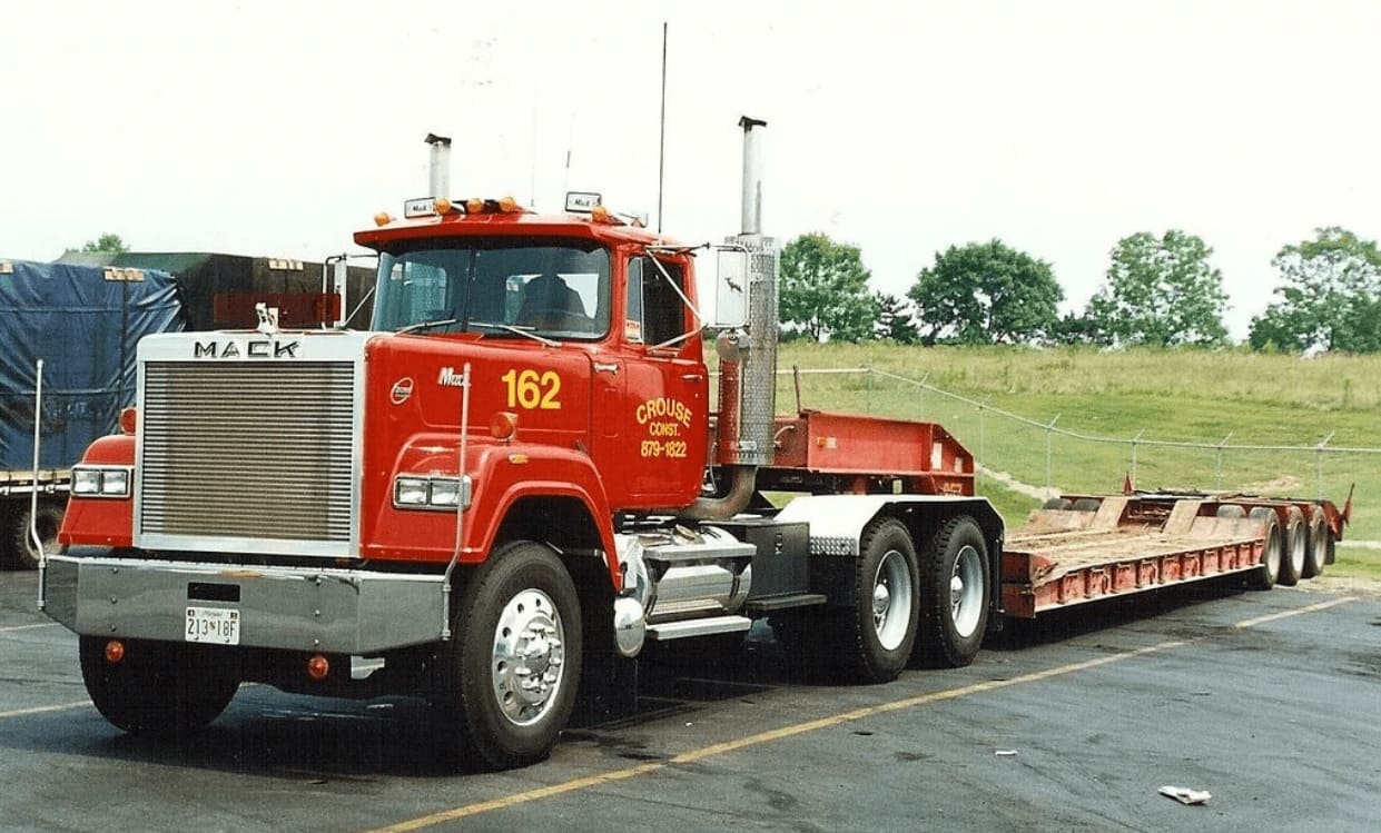 Эвакуатор MACK Superliner, тягач, трал