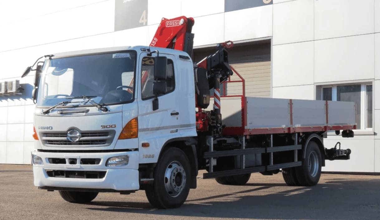 Эвакуатор HINO 500