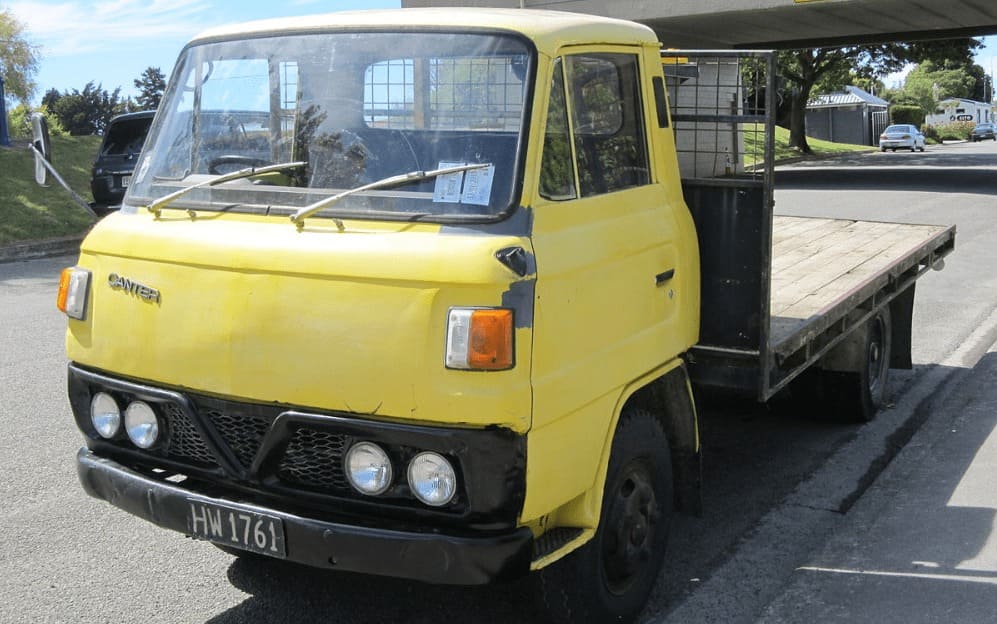 Эвакуатор Mitsubishi Canter T200, 1973 г.