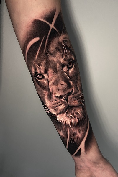 татуировка льва в Новосибирске