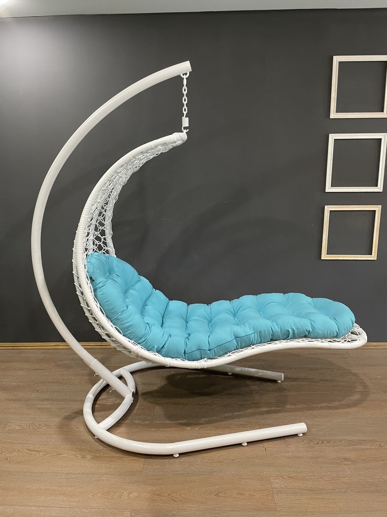 Подвесное кресло ШЕЗЛОНГ Комфорт вид в профиль цвет белый с бирюзовой подушкой