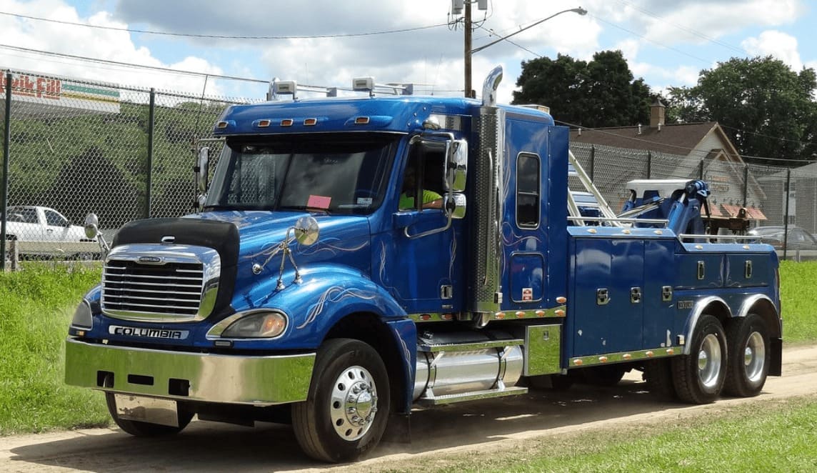 Эвакуатор Freightliner Cascadia