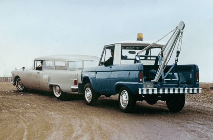 Эвакуатор Ford Bronco