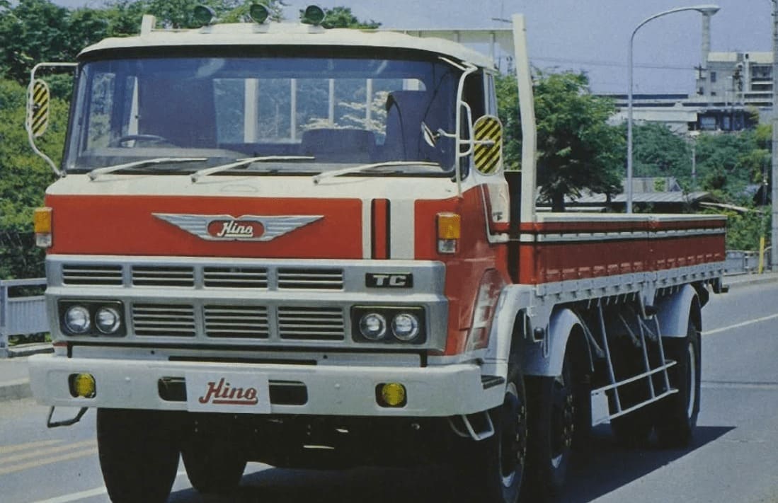 Эвакуатор HINO TC