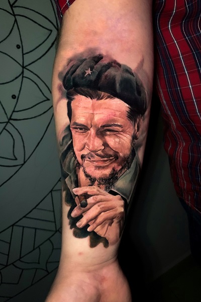 татуировка гевара на руке Новосибирск
