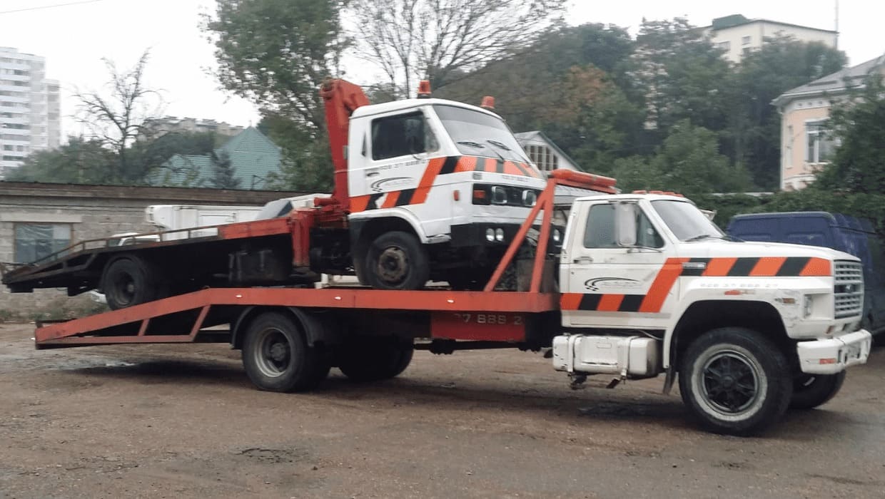 Эвакуатор Ford F600 1984 г.