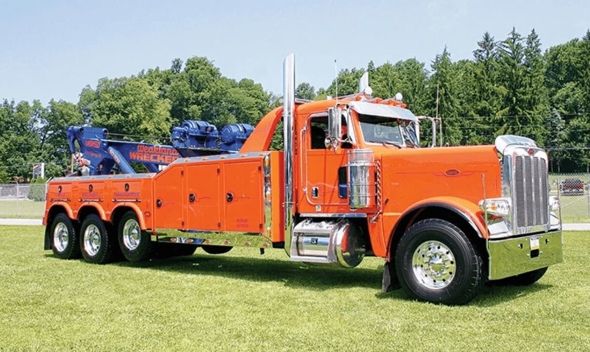 Эвакуатор Peterbilt 389