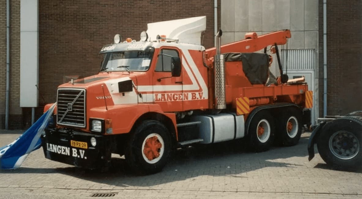 Эвакуатор VOLVO N12