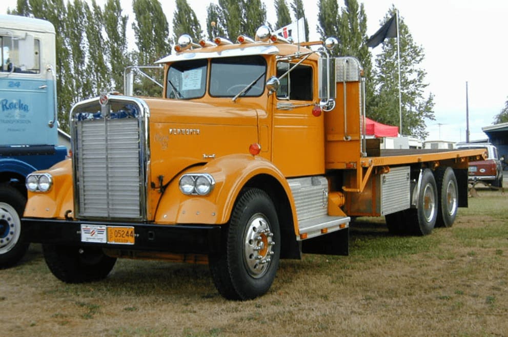 Эвакуатор Kenworth 900