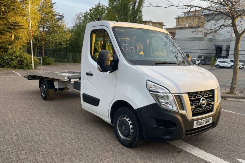 Эвакуатор NISSAN NV400 SE DCI