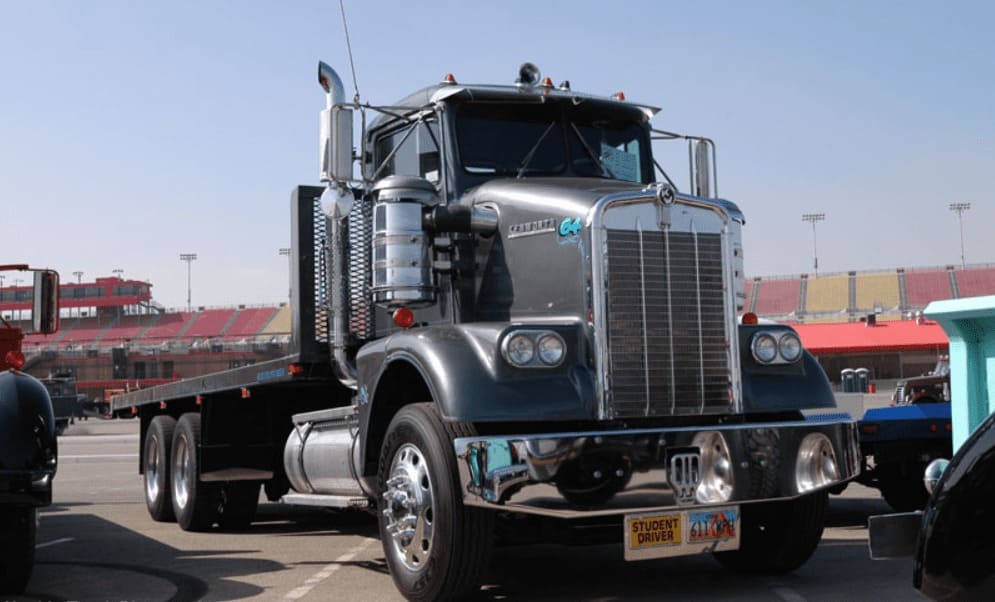 Эвакуатор Kenworth S900