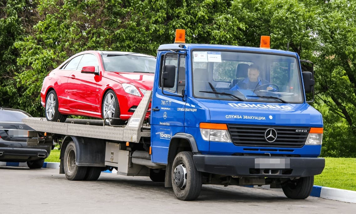 Эвакуатор Mercedes Benz 614