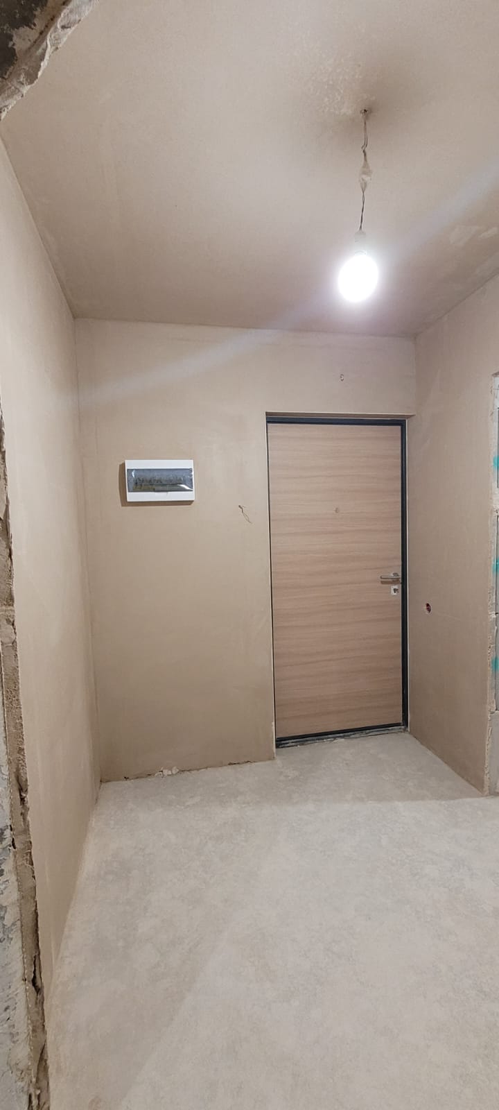 Штукатурка с эффектом кристаллов Как использовать штукатурку для создания эффекта кристаллов на стенах?