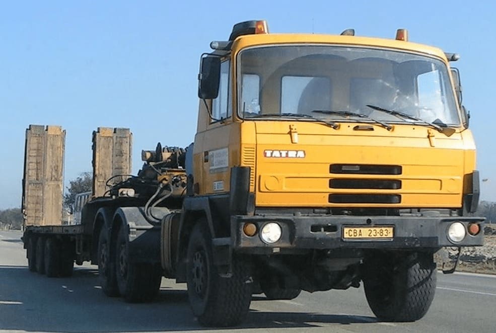 Эвакуатор TATRA 815, тягач, трал