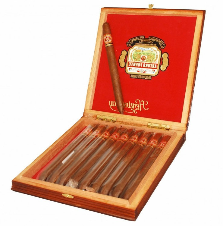 Сигара Arturo Fuente Hemingway Masterpiece