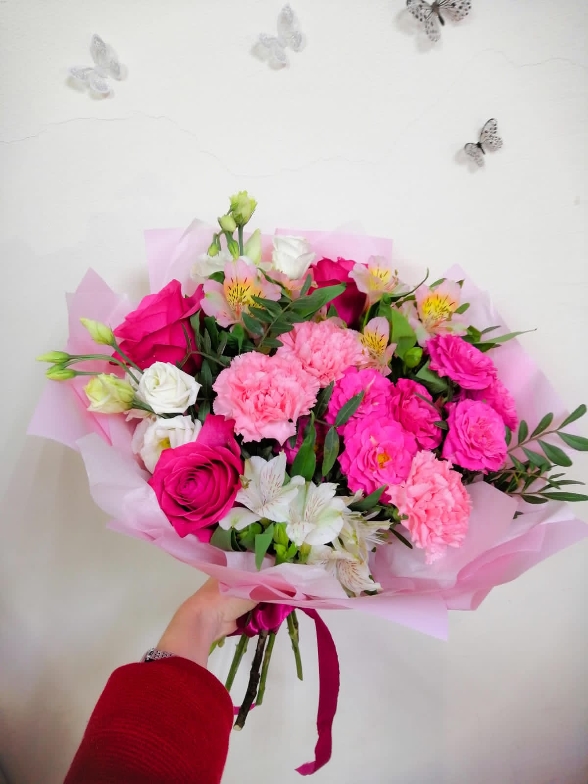 Свадебный букет - гортензия, роза кустовая, гвоздика, альстромерия, пистакия, роза