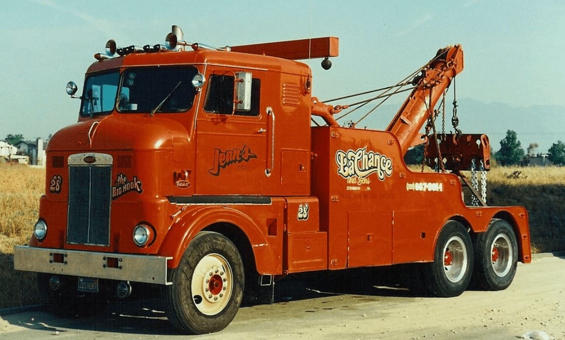 Эвакуатор Peterbilt 350 COE, 1950 г.