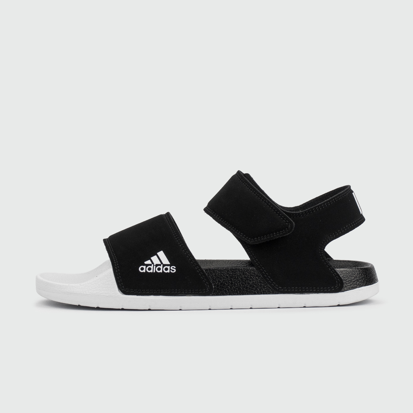 Adilette Sandal Black/White чаще выбирают клиенты