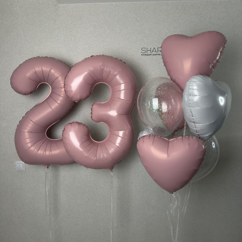 Композиция для девушки с цифрами 23