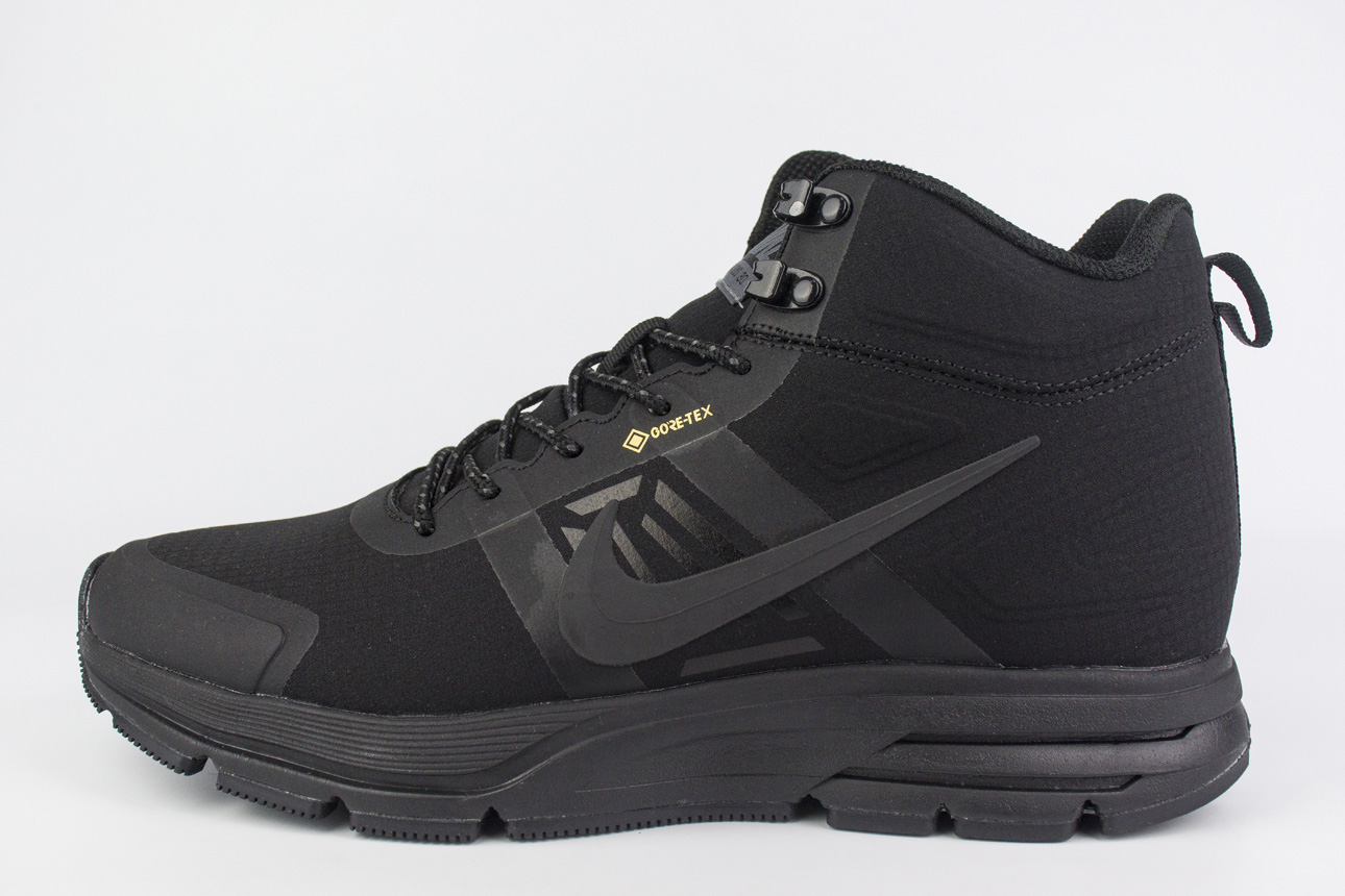 Zoom Pegasus Mid Gtx Black чаще выбирают клиенты