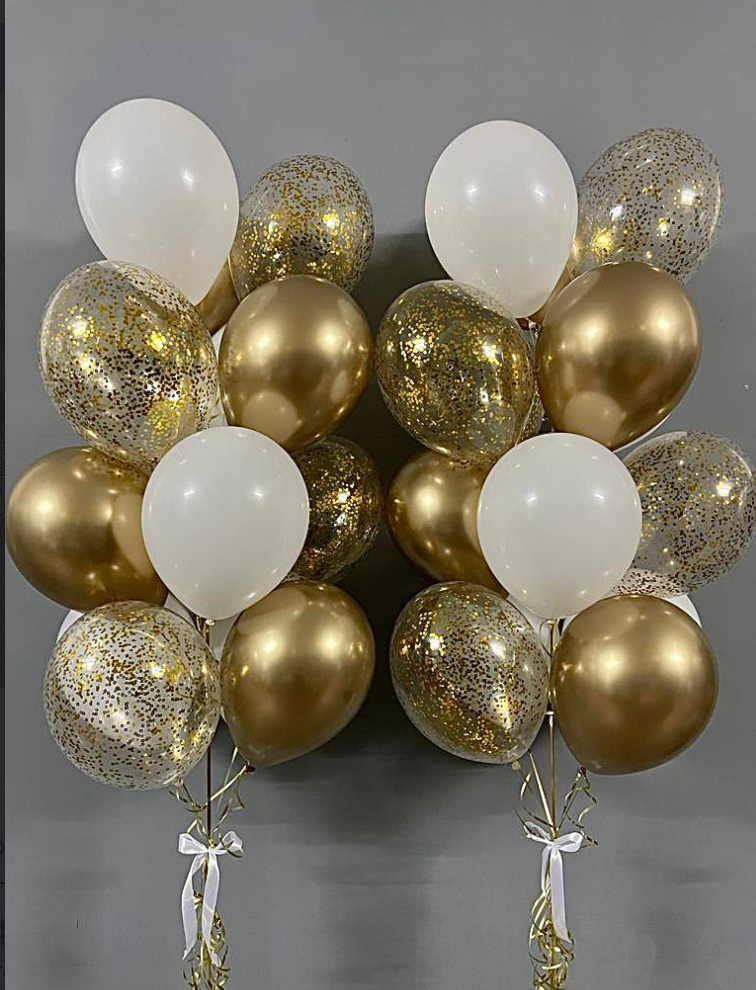 Связка из 15 шаров в золотой и белой гамме 