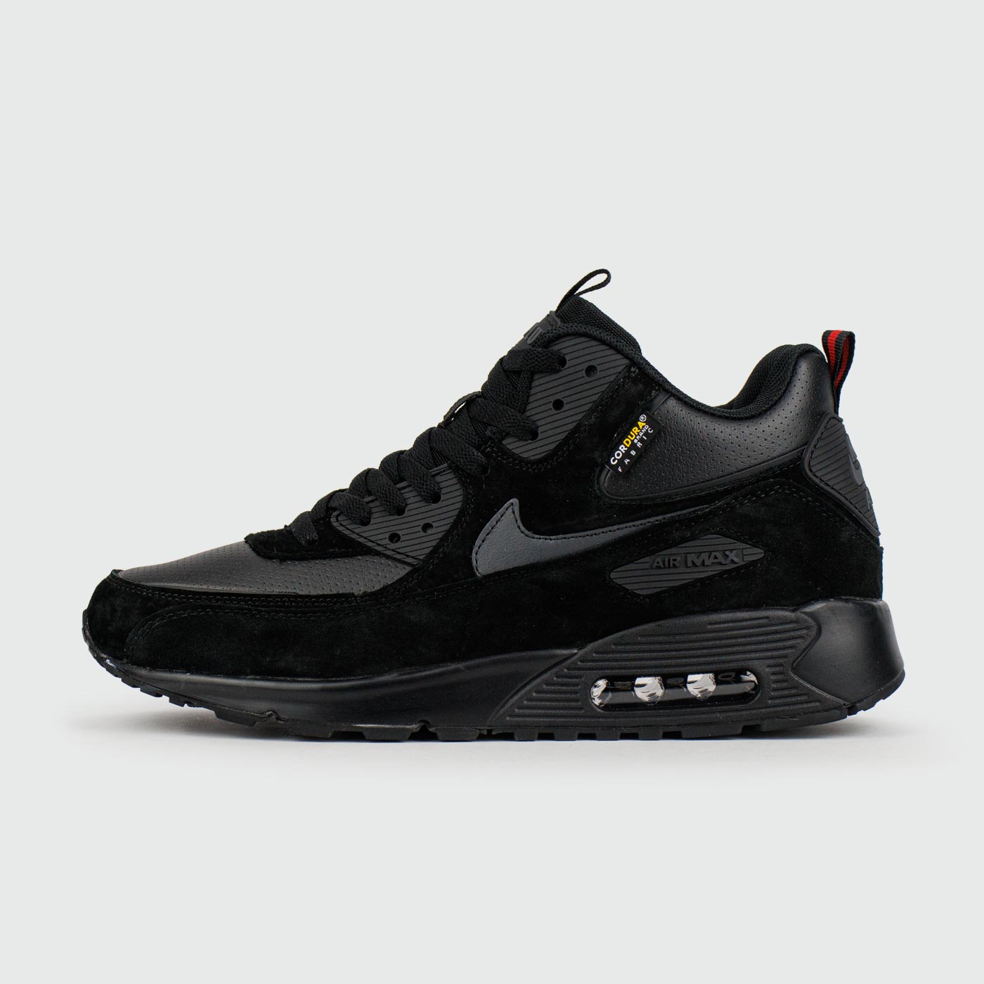 Air Max 90 Mid Black with Fur чаще выбирают клиенты